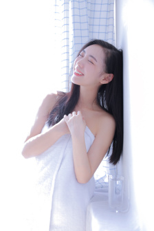 这个男人来自地球2